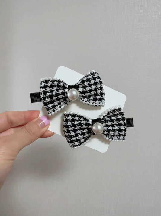 Houndstooth Tweed Bow Hair Clip with Pearl