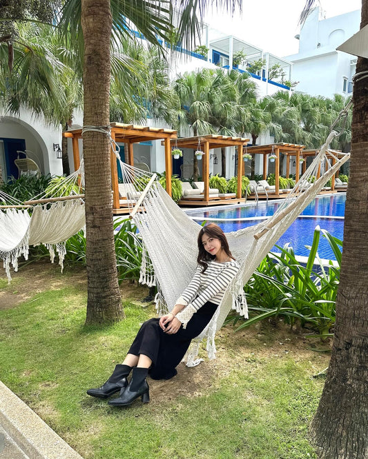 Stripped Long-sleeved Top with Lace Sleeves