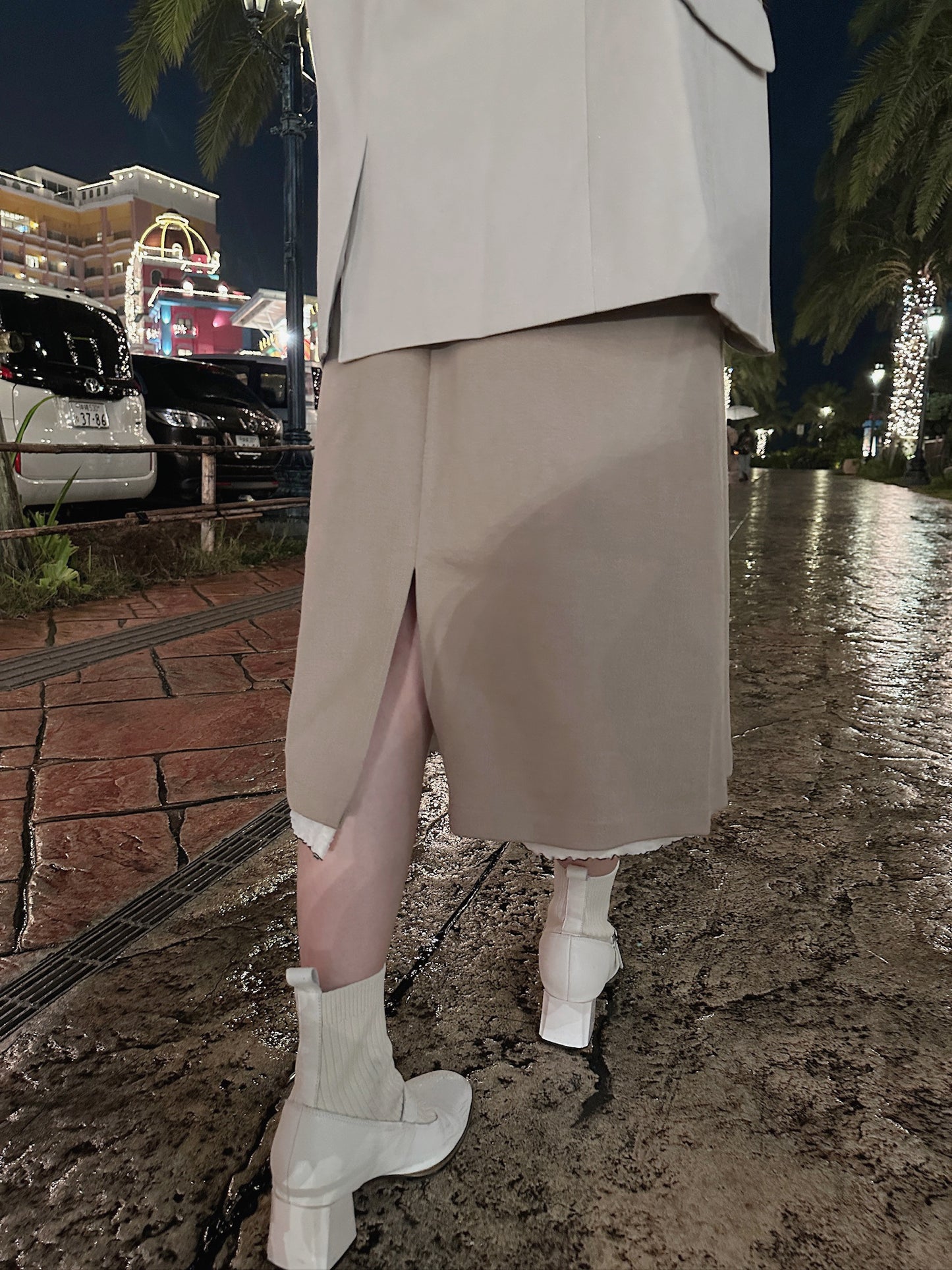 Patchy - Woolen Midi-skirt with Bubble Texture Trim