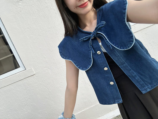 Wide lapel denim outer with ribbon