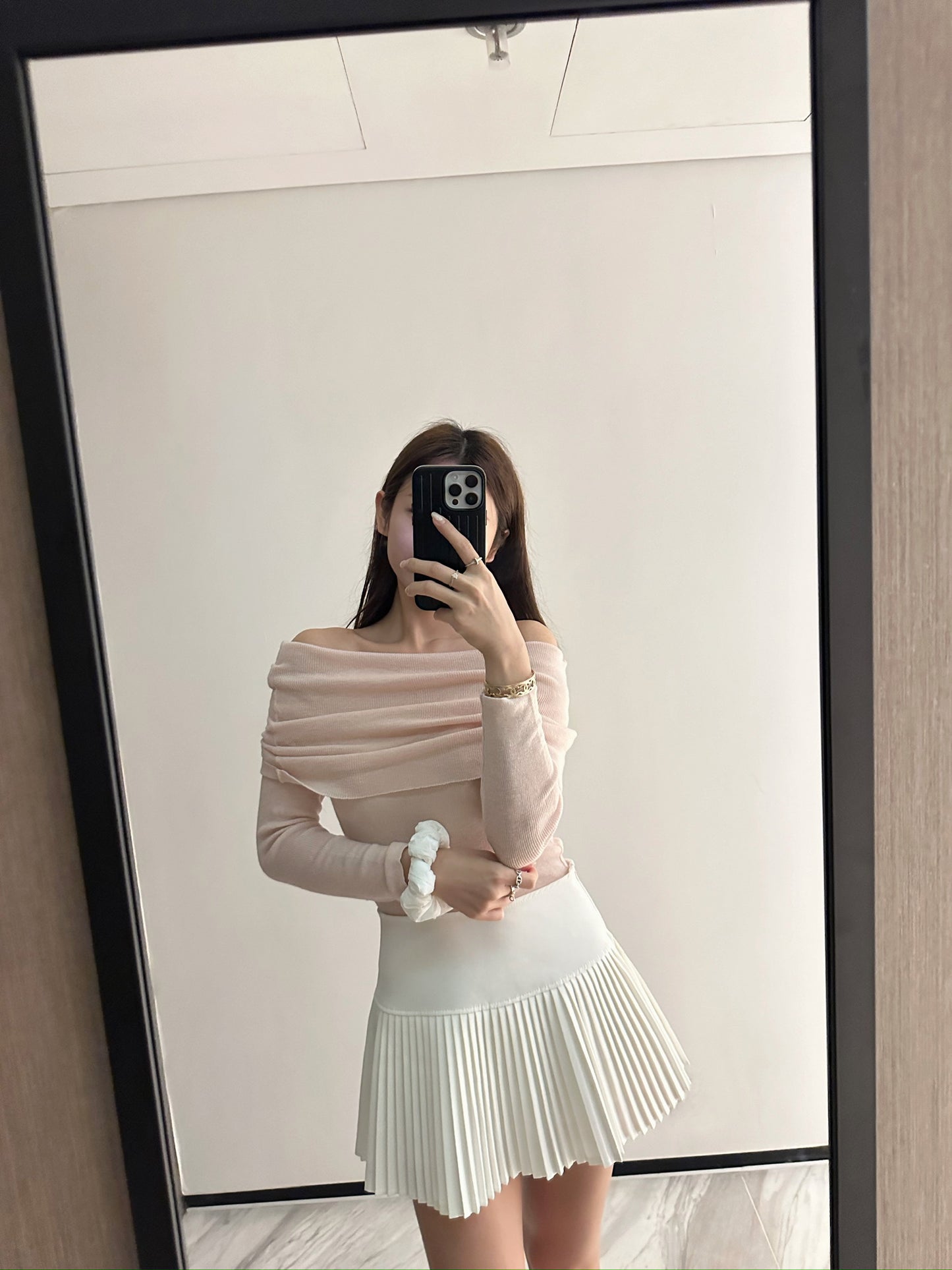 Knitted off shoulder top in light pink