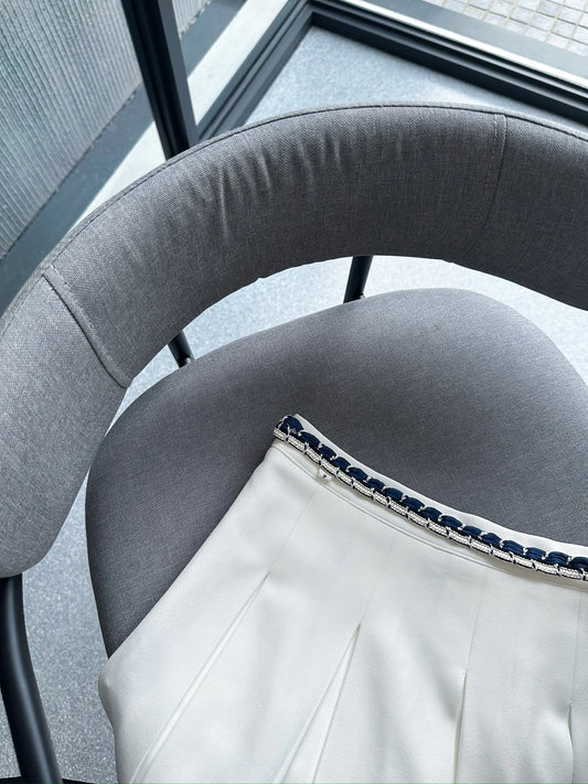 Patchy - White pleated Mini Skirt with denim Strap